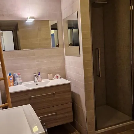 Apartament 3 Pieces, 6 Personnes, Parking, - Fr-1-676-251